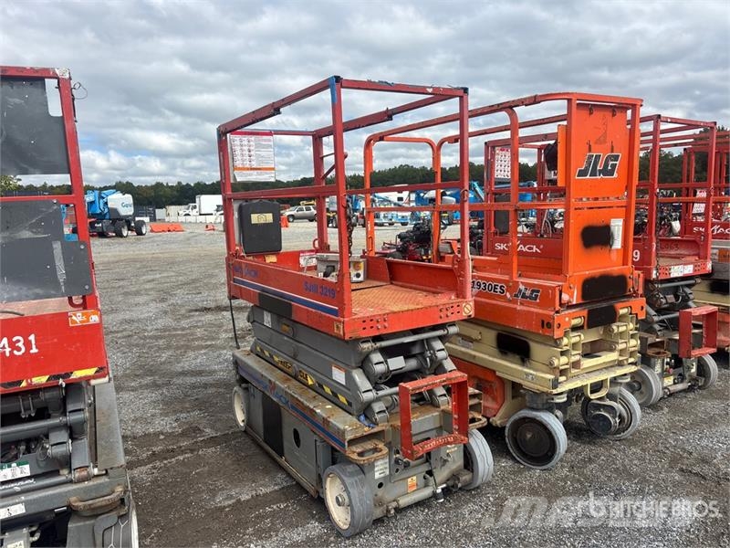 SkyJack SJ3219 Šķerveida pacēlāji