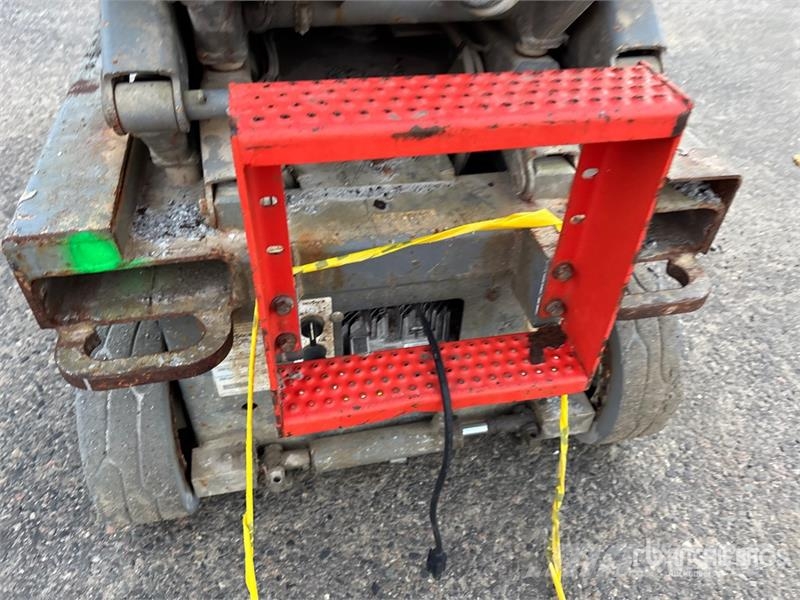 SkyJack SJ3219 Electric Scissor Lift Saxliftar