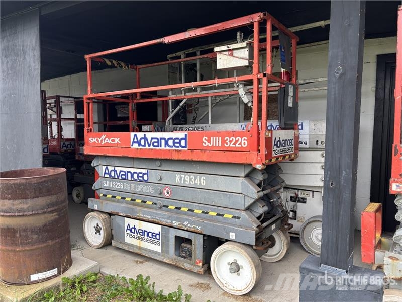 SkyJack SJ3226 Electric Scissor Lift Scheren-Arbeitsbühnen