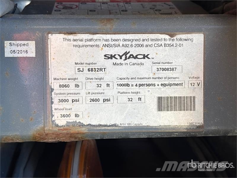 SkyJack SJ6832 RT Ножничные подъемники
