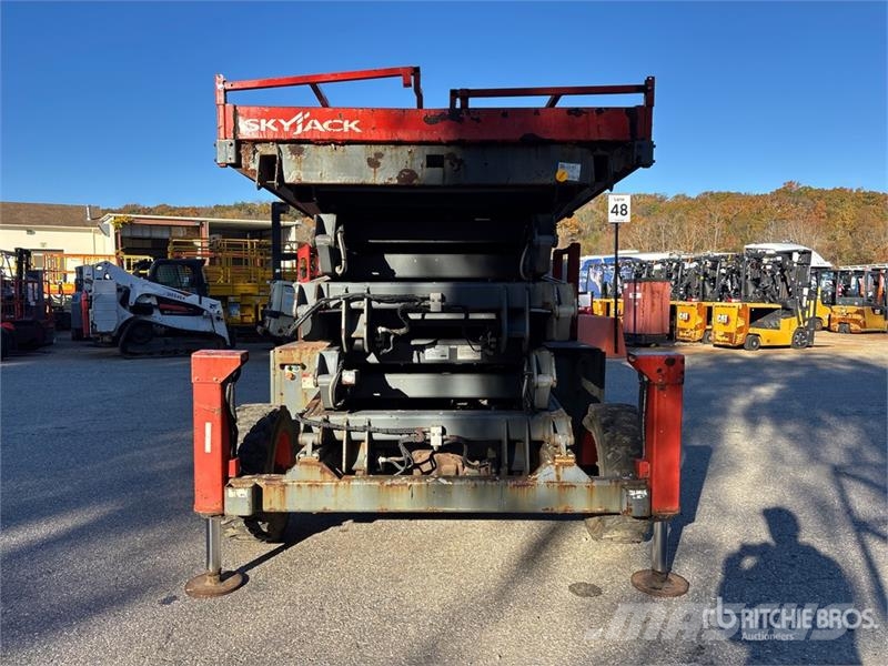 SkyJack SJ9250 RT 4x4 Diesel Scissor Lift Scheren-Arbeitsbühnen