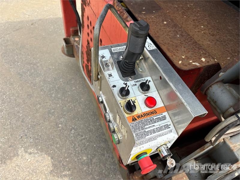 SkyJack SJ9250RT 4x4 Diesel Scissor Lift Škarjaste dvižne ploščadi
