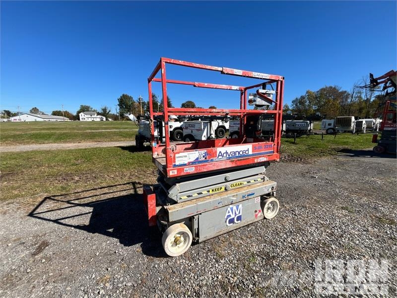 SkyJack SJIII-3215 Electric Scissor Lift Škaraste platforme