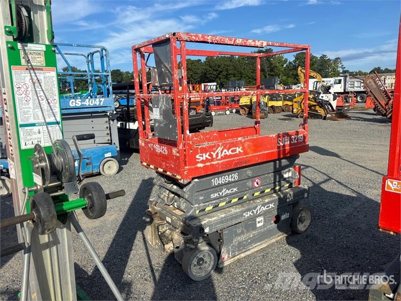 SkyJack SJIII 3219 Electric Scissor Lift Saxlifte