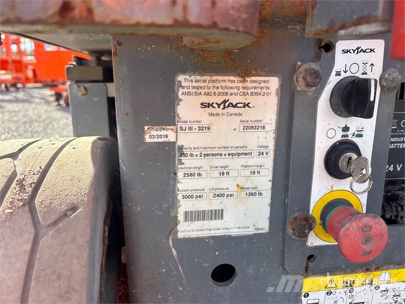 SkyJack SJIII 3219 Electric Scissor Lift Škaraste platforme