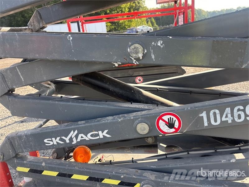 SkyJack SJIII 3219 Electric Scissor Lift Saxlifte