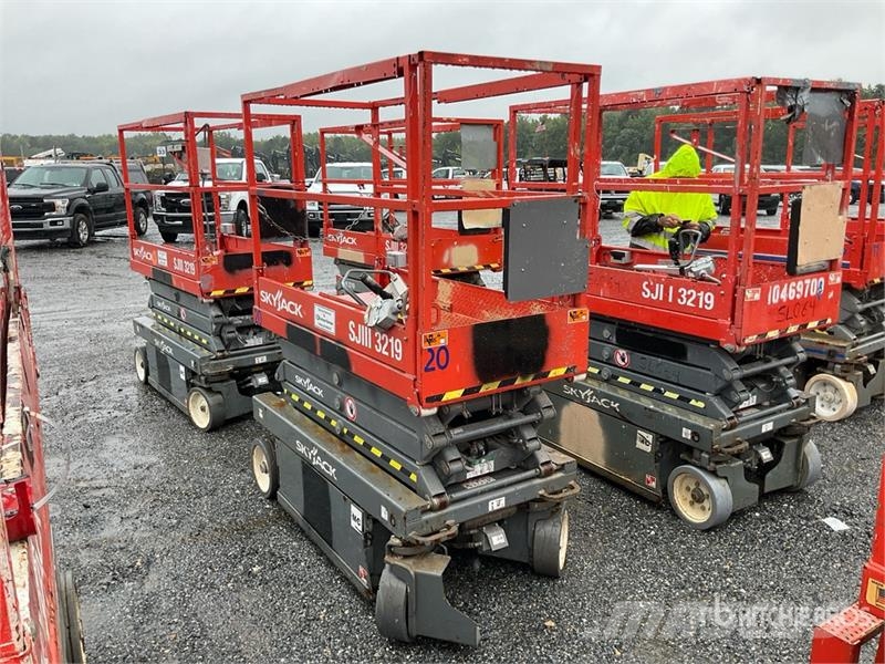 SkyJack SJIII-3219 Electric Scissor Lift Škarjaste dvižne ploščadi