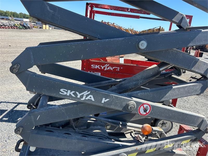 SkyJack SJIII 3219 Electric Scissor Lift Schaarhoogwerkers