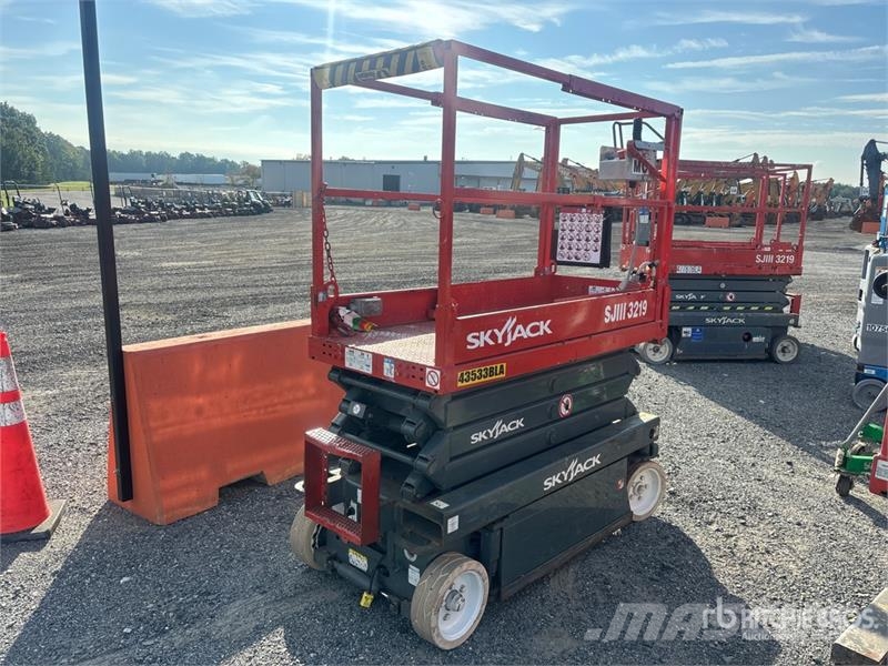 SkyJack SJIII 3219 Electric Scissor Lift Saxlifte