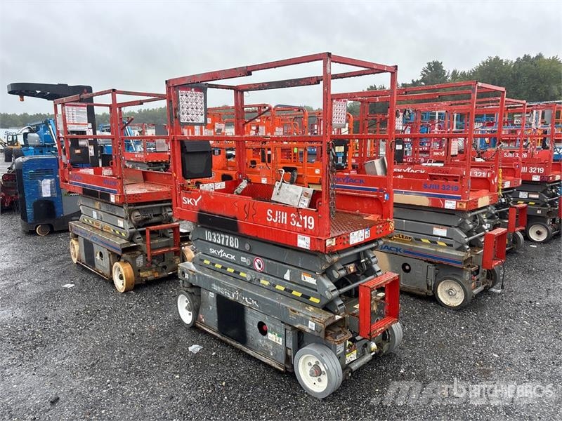 SkyJack SJIII-3219 Electric Scissor Lift Škarjaste dvižne ploščadi
