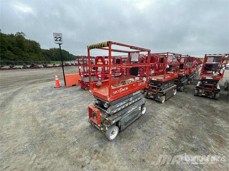 SkyJack SJIII 3219 Electric Scissor Lift Elevadores de tesoura