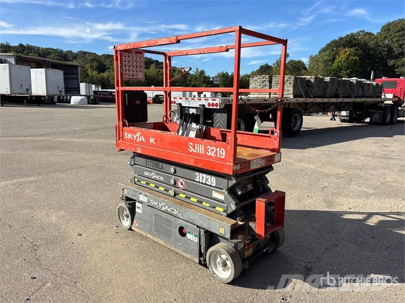 SkyJack SJIII 3219 Electric Scissor Lift Scheren-Arbeitsbühnen