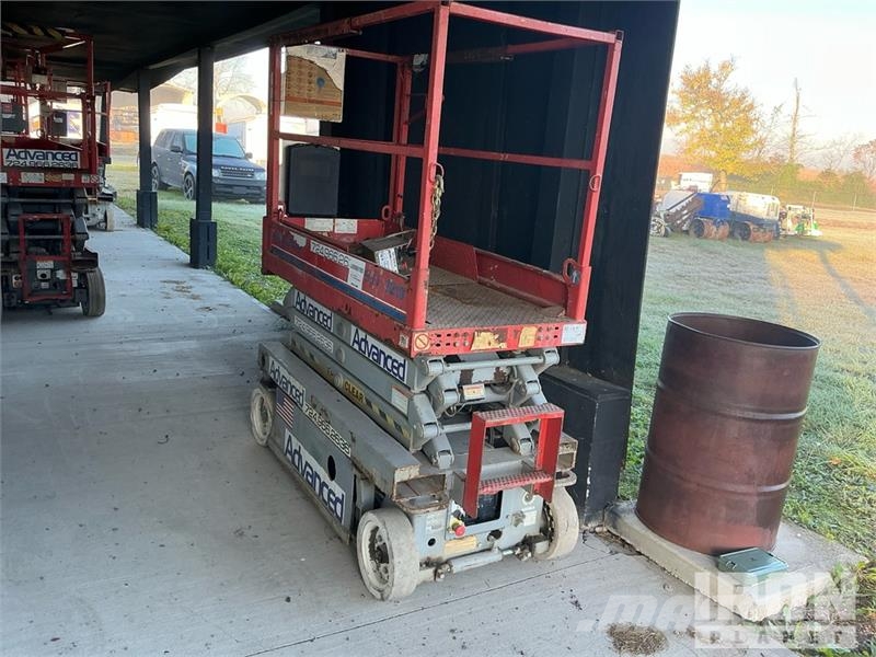 SkyJack SJIII-3219 Electric Scissor Lift Plataformas tijera
