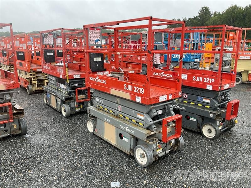 SkyJack SJIII-3219 Electric Scissor Lift Škarjaste dvižne ploščadi