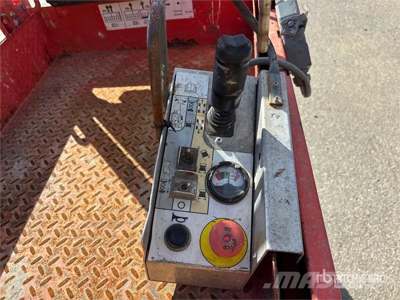 SkyJack SJIII 3219 Electric Scissor Lift Scheren-Arbeitsbühnen