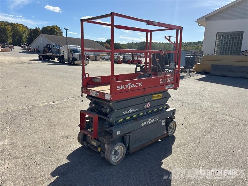 SkyJack SJIII 3219 Electric Scissor Lift Scheren-Arbeitsbühnen