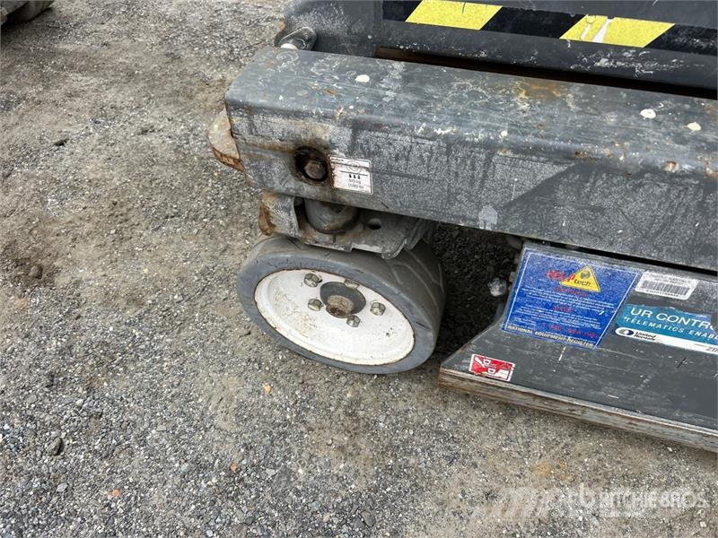 SkyJack SJIII 3219 Electric Scissor Lift Elevadores de tesoura