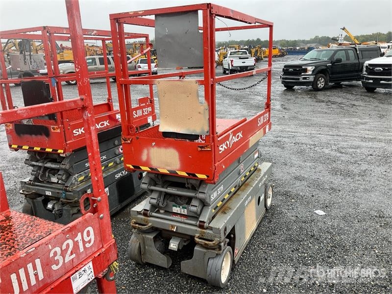 SkyJack SJIII-3219 Electric Scissor Lift Škarjaste dvižne ploščadi