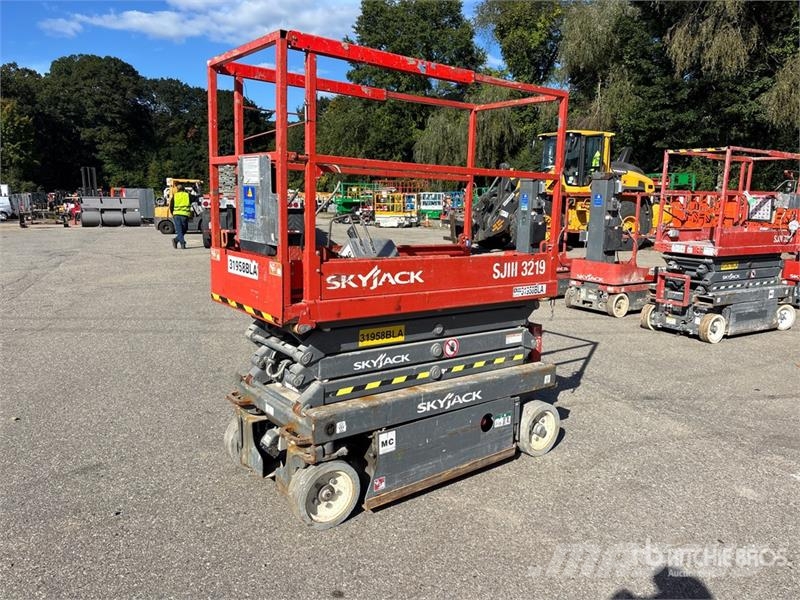 SkyJack SJIII 3219 Electric Scissor Lift Scheren-Arbeitsbühnen