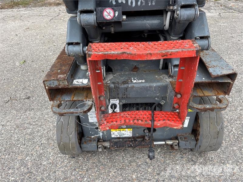 SkyJack SJIII 3219 Electric Scissor Lift Saksilavat