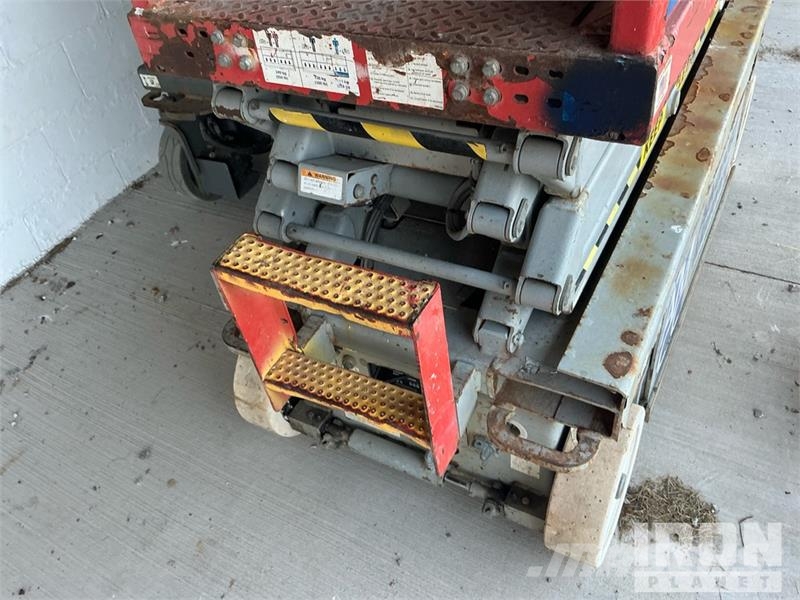 SkyJack SJIII-3219 Electric Scissor Lift Ножични работни платформи