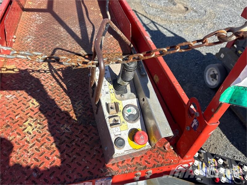 SkyJack SJIII 3219 Electric Scissor Lift Škaraste platforme