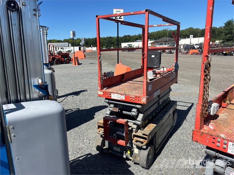 SkyJack SJIII 3219 Electric Scissor Lift Schaarhoogwerkers