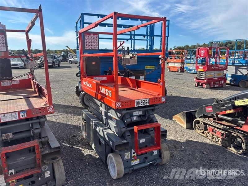 SkyJack SJIII 3219 Electric Scissor Lift Scheren-Arbeitsbühnen