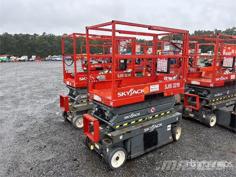 SkyJack SJIII-3219 Electric Scissor Lift Škarjaste dvižne ploščadi