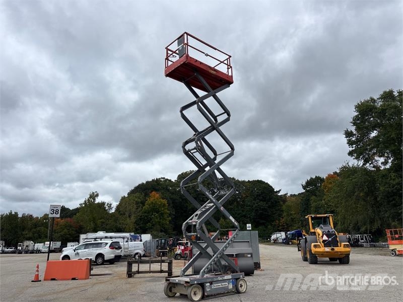 SkyJack SJIII-4632 Electric Scissor Lift Ollós emelők
