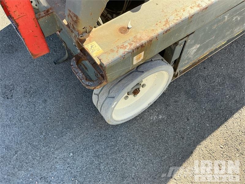 SkyJack SJIII 4632 Electric Scissor Lift 剪式升降機
