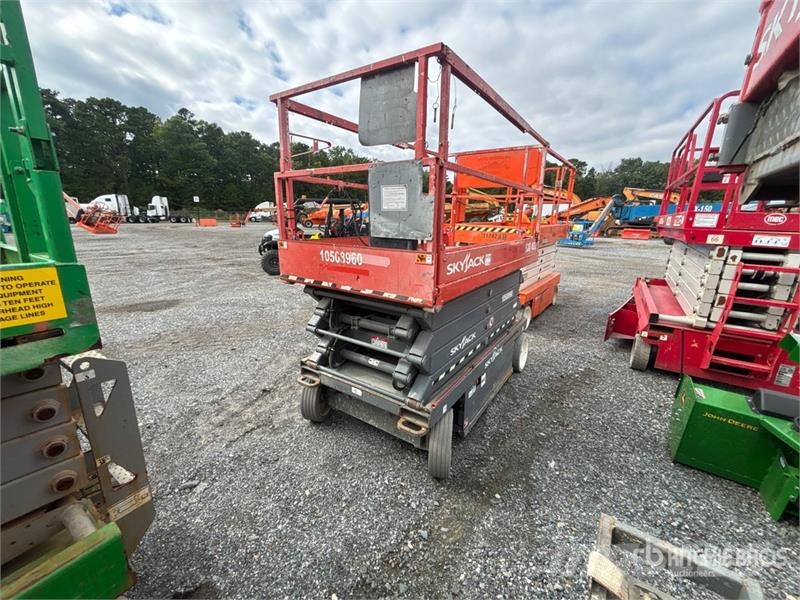 SkyJack SJIII 4632 Electric Scissor Lift 剪式升降機