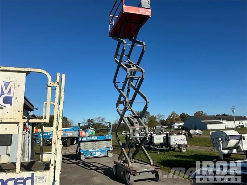SkyJack SJIII 4632 Electric Scissor Lift 剪式升降機