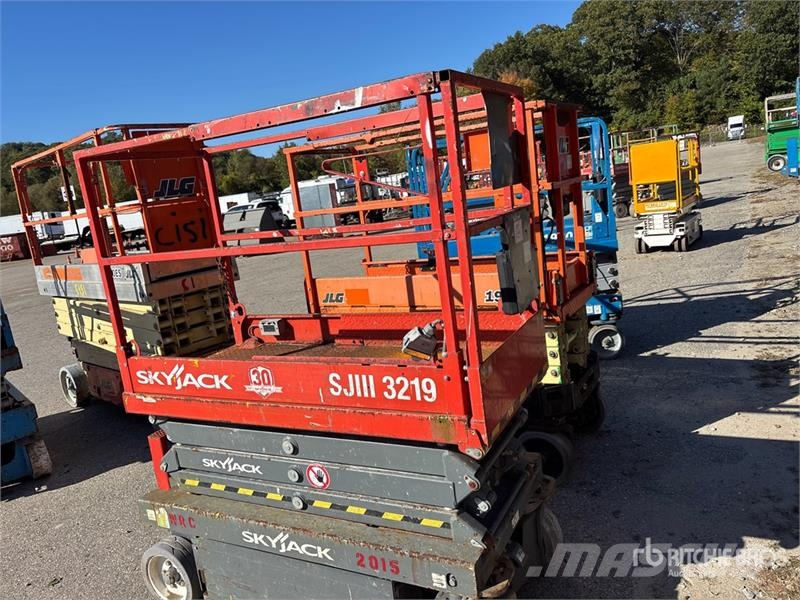 SkyJack SJIII3219 Electric Scissor Lift Scissor lifts