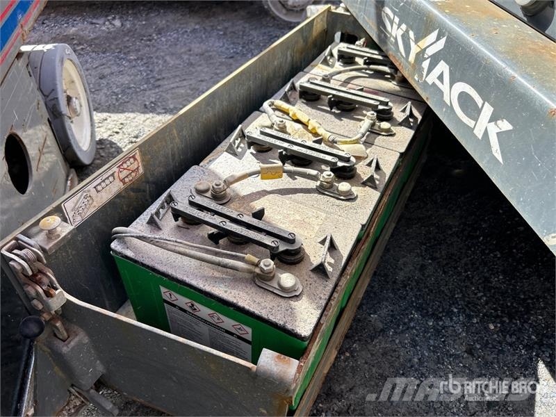 SkyJack SJIII3219 Electric Scissor Lift Elevadores de tesoura