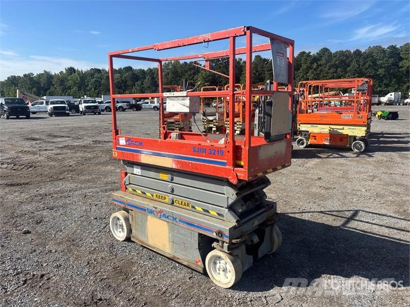 SkyJack SJIII3219 Electric Scissor Lift Elevadores de tesoura