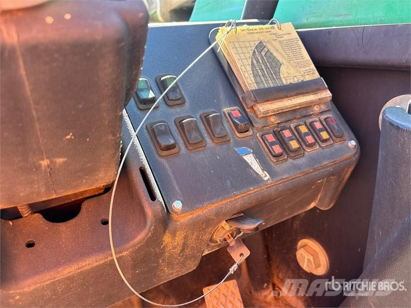 SkyJack VR-843D 伸缩臂叉装车|叉装车