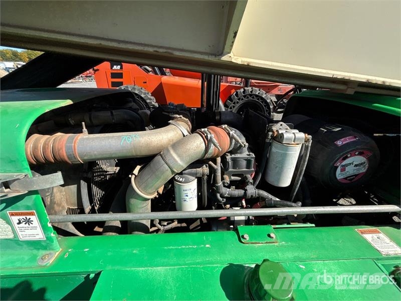 SkyJack VR-843D 伸缩臂叉装车|叉装车