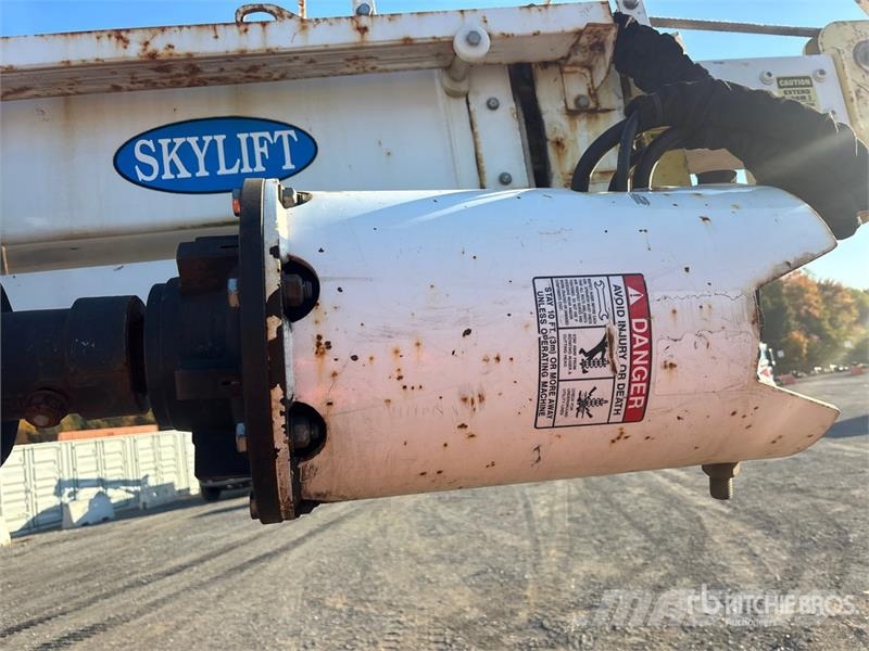 Skylift Patriot 50 Crawler Carrier Digger Derrick Other