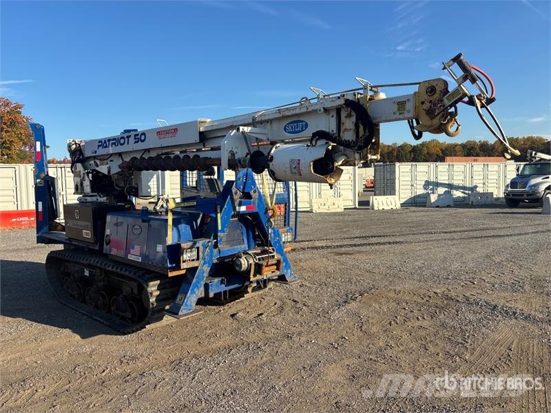 Skylift Patriot 50 Crawler Carrier Digger Derrick Other