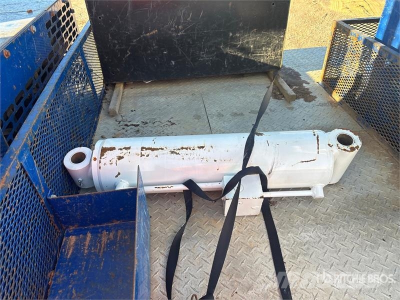 Skylift Patriot 50 Crawler Carrier Digger Derrick Other