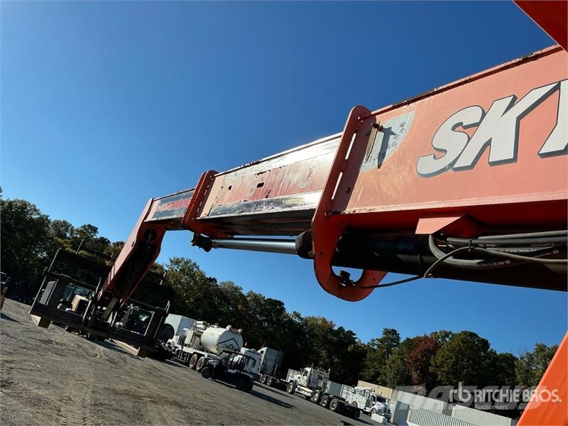 SkyTrak 10042 مناولات متداخلة