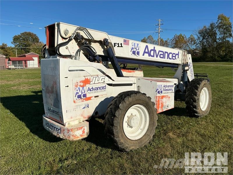 SkyTrak 6042 Kurottajat
