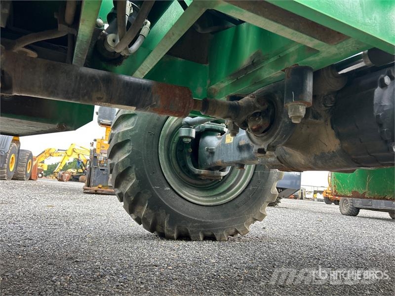 SkyTrak 6042 Telescopic handlers