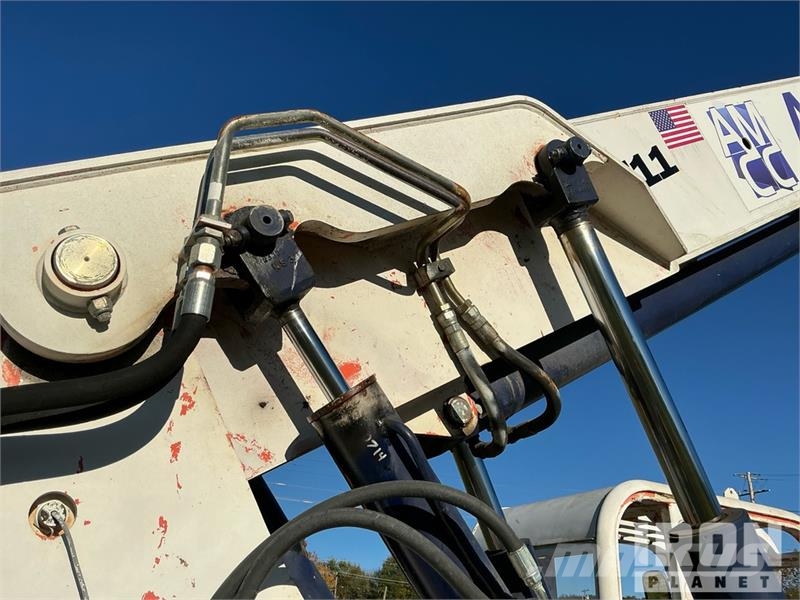 SkyTrak 6042 Kurottajat