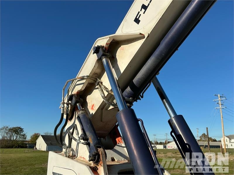 SkyTrak 6042 Kurottajat