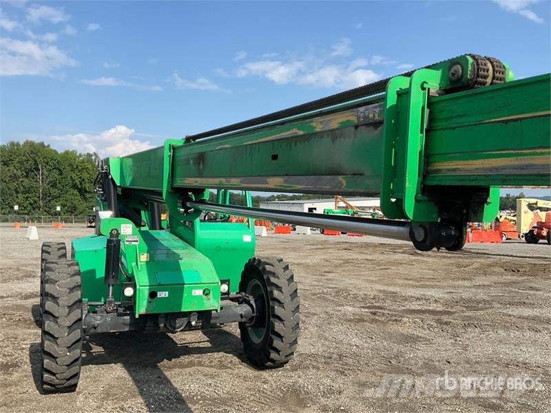 SkyTrak 6042 Telescopic handlers