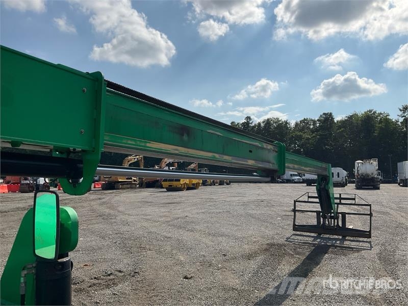 SkyTrak 6042 Telescopic handlers