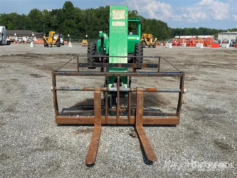 SkyTrak 6042 Telescopic handlers