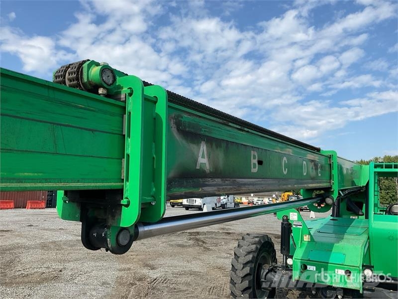 SkyTrak 6042 Telescopic handlers